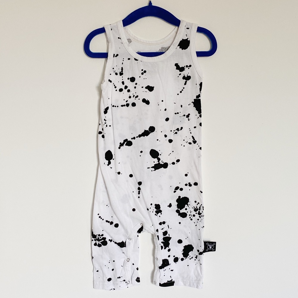 Nununu white “Splash” sleeveless romper // 18-24mo